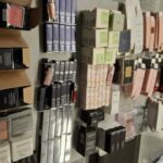 Kapen produkte kozmetike të padeklaruara në vlerë 3 mijë e 264 euro në Aeroportin e Prishtinës, vinin nga Stambolli