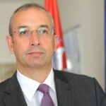 Ish- ambasadori Davenport propozon marrëveshje sigurie mes Britanisë dhe Kosovës