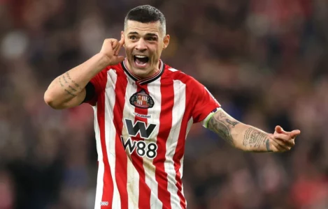 Mesazhi emocional i Xhakës