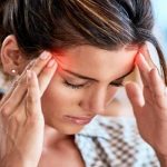 Çfarë shkakton dhimbjen në anën e djathtë të kokës? Ja çfarë fshihet pas saj