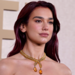 Dua Lipa bëhet 30 vjeçe