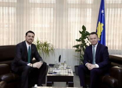 Faton Peci emëron të dënuarin për vjedhje të votave nënkryetar të Mitrovicës