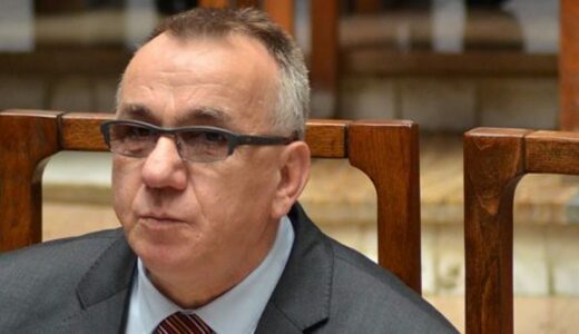 Hasani për Kurtin: Me 3-400 milionë Euro i kisha fitu zgjedhjet në Shqipëri e Maqedoni