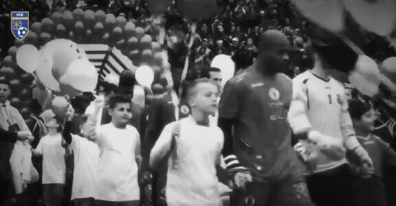 “Dashuria për vendin vazhdon edhe kur roli ndryshon”: FFK publikon një video të veçantë për legjendat e Kosovës