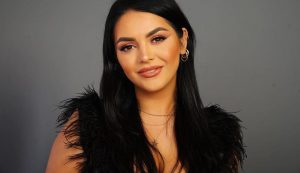 Fifi: Nëna ime shiti florinjtë që unë të bëhesha këngëtare