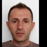 Policia kërkon bashkëpunim për arrestimin e “hakerit” Driton Sokoli nga Vushtrria