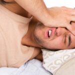 Pse zgjoheni të çorientuar në mëngjes dhe a ka ndonjë arsye për t’u shqetësuar?