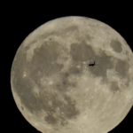 Rusia synon të ndërtojë një central bërthamor në Hënë?!