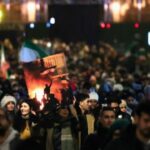 Protestat vdekjeprurëse në Iran, shqiptarët që janë atje këshillohen të kenë kujdes