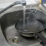 Ky zakon i keq po ua dëmton enët: Mos i futni kurrë të nxehta në ujë