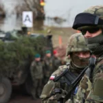 Polonia ndërton fortifikime me topa e mitralozë për të mbrojtur kufijtë nga Rusia