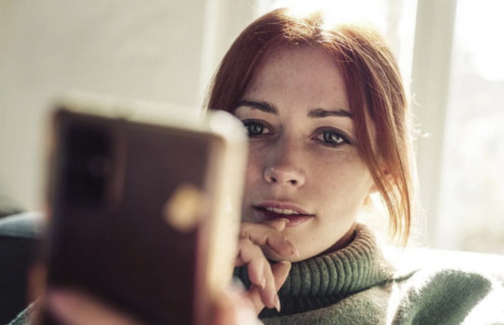 A e dini pse ISH-at ju shkruajnë gjatë periudhës së festave?!