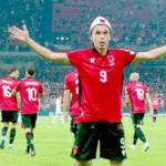 Asani i shpëton luftës – Lojtari i Kombëtares shqiptare është transportuar jashtë kufijve