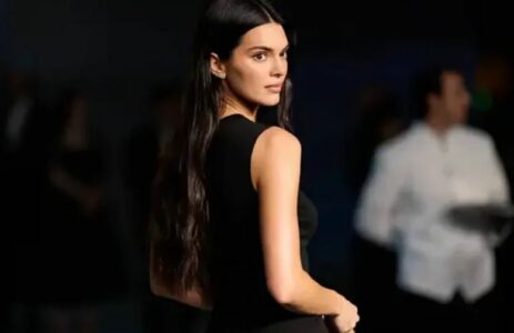 U aludua se është lesbike, reagon Kendall Jenner
