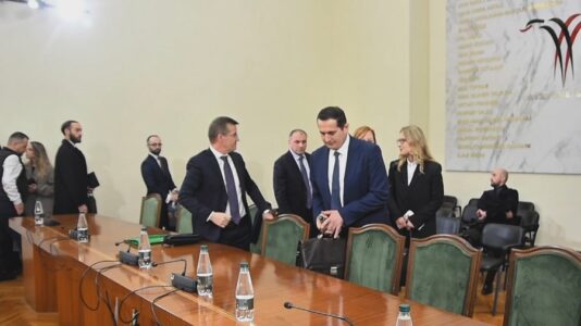 Kërkesa e SPAK për Belinda Ballukun, PS bllokon Këshillin, PD akuza për mbrojtje politike