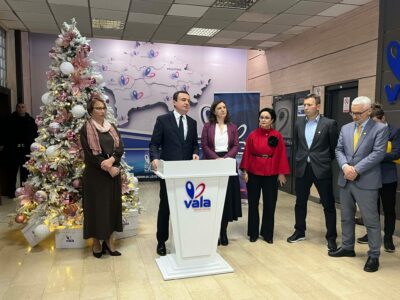 Paga e 13-të për punëtorët e sektorit publik, Kurti: Do ta marrin në fillim të vitit