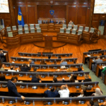 Sot hyn në fuqi ndalesa e Gjykatës Kushtetuese, do të zgjasë deri më 8 gusht