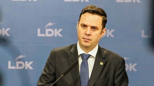 Abdixhiku: Vetëvendosje pa pikë marre i thotë komandantëve të UÇK-së jeni me Serbinë