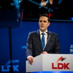 Abdixhiku prezanton ‘Kontratën e Jetës me Shtetin’: 200 euro në muaj për të porsalindurit dhe punësim të garantuar për të rinjtë