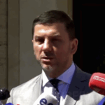 Memli Krasniqi takohet sot me zyrtarin e lartë të DASh-it
