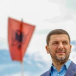 “Shqiptarët në këmbë për drejtësi!” – Memli Krasniqi thirrje për protestë gjithëkombëtare më 17 tetor në Tiranë