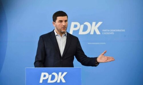 PDK dorëzon kërkesë në Kushtetuese, ka tri kërkesa që lidhen me veprimet e Deharit