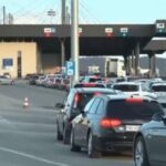 Mbi 3 orë pritjet për të dalë nga Kosova në Merdarë
