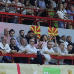 “Do të hetojmë dhe do të ketë sanksione”-Kryeministri maqedonas dënon thirrjet antishqiptare në Kumanovë