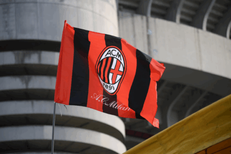 Arrihet marrëveshja, ky lojtar gjatë kësaj jave kryen testet mjekësore të Milan
