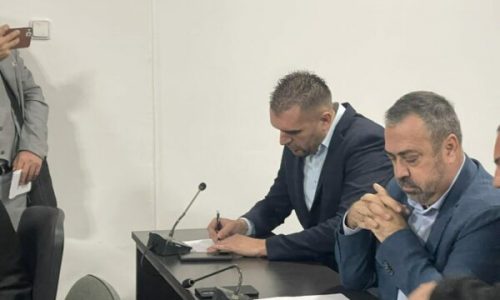 Malisheva përfshihet nga vërshimet (Pamje)