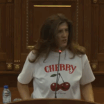 ” I thashë, ose flasim të gjithë ose s’flet as ti”- Ganimete Musliu flet pas përplasjes me Avni Deharin