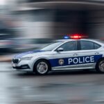 Panik në Zahaq të Pejës: Një person i maskuar i ndjek me thikë disa nxënës