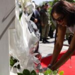Prattipati bën homazhe për të zhdukurit me dhunë gjatë luftës, riafirmon angazhimin amerikan për drejtësi