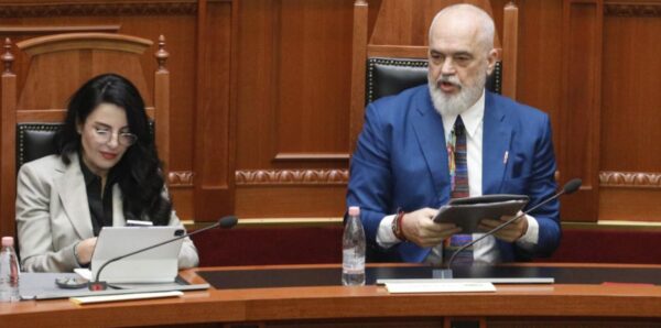 Rama bllokon SPAK: Nuk shqyrtojmë imunitetin e Ballukut para Kushtetueses