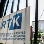 Punëtorët e RTK-së që dy javë pa paga, AGK i bën thirrje Qeverisë për ndarjen e buxhetit