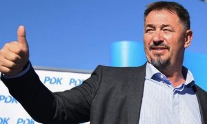 Sami Lushtaku shpall ‘fitoren e madhe’, fton drenicakët te sheshi Adem Jashari