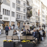 Rreth 40,000 njerëz largohen çdo vit nga qyteti i Cyrihut