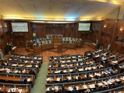 Ky deputet i PDK’së thotë se do ta votonte këdo nga familja Jashari për President