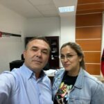 Shqipe Selimi zgjedh të hesht për protestën ndaj Gjykatës Speciale edhe pse bashkeshorti i saj është në paraburgim në Hagë