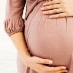 A shkakton autizëm përdorimi i paracetamolit gjatë shtatzënisë? Raporti i ri ndezë debat në SHBA