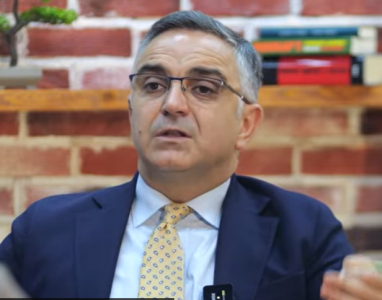 Besnik Tahiri: Kurti e planifikoi krizën që nga fillimi, manipuloi opinionin politik