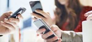 Si na “e përgjojnë” telefonat jetën tonë private