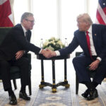 Starmer vlerëson “udhëheqjen” e Trumpit
