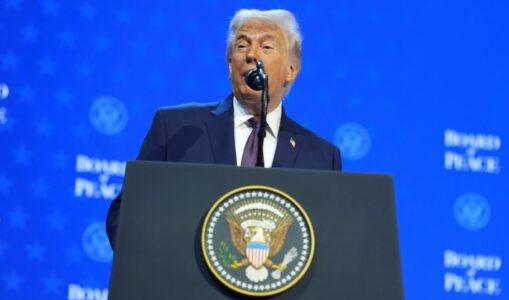 Trump i kërkon Iranit të dorëzohet pa kushte