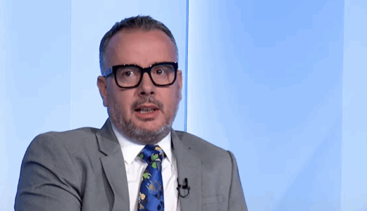 Kajtazi: Pa u zhduk nga skena politike PDK, LDK, AAK kurrë nuk rrëzohet diktatorci Albin Kurti