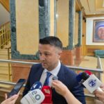 Berisha: Votoj çdo kandidat për kryetar, por me votim të hapur