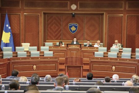 KQZ publikon shpenzimet: Vetëvendosje shpenzoi mbi 992 mijë euro në fushatën për zgjedhjet lokale