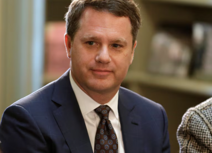 Drejtori ekzekutiv i ëalmart, McMillon, do të dalë në pension pas një dekade, shef i lartë emërohet Furner