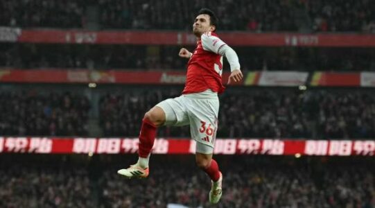 Arsenali mposht Sunderlandin e Xhakës